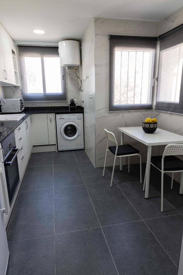 Apartamentos Maruja Roig 1 Playa Sur Peñíscola Kültér fotó